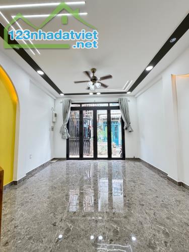 GIẢM MẠNH 200tr giá mới 4tỷ990 - 1