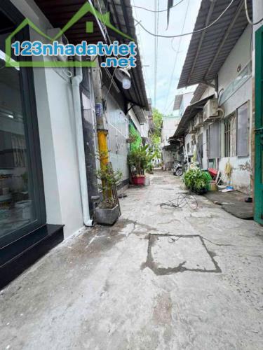 Cần bán gấp nhà Quận8 Đừơng Cao Lỗ
