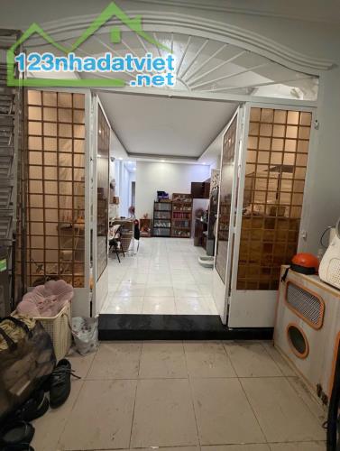 Ngay Aeon Tân Phú, diện tích lên đến 58m² mà chút 4Đ hơn