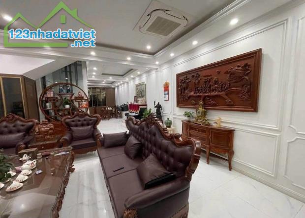 🔥 BIỆT THỰ LIỀN KỀ HOÀNG HOA THÁM – 104M² – 4 TẦNG – MT 5,5M – THANG MÁY – Ô TÔ ĐỖ CỬA – - 4
