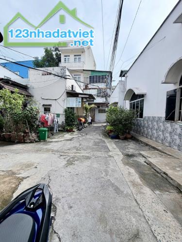 Nhà bán đường Thống Nhất , Gò Vấp , tp HCM