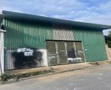 Cho thuê kho xưởng khu vực đầu Kiến An DT kho 500m2, xe cont thuận tiện