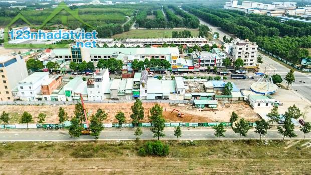 SỞ HỮU 01 CĂN NHÀ PHỐ TẠI FIESTA CENTRAL BÌNH DƯƠNG CHỈ HƠN 4.3 TỶ  0987663865 - 4