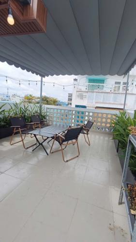 BÁN NHÀ PHẠM HÙNG Q.8 – 4 TẦNG MỚI ĐẸP (3PN, 3WC) – FULL NỘI THẤT – 42M² – 6.9 TỶ - 4