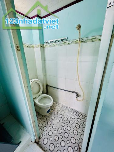 CHO THUÊ NHÀ 1 TRỆT 1 LẦU, GIÁ RẺ - ĐƯỜNG ÂU CƠ, P.10, Q.TÂN BÌNH - 3