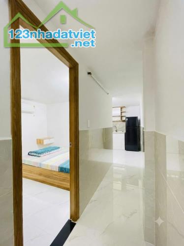 Nhà mới đẹp - ngang 4m - hẻm thông - giá 4,2 tỷ TL - 3