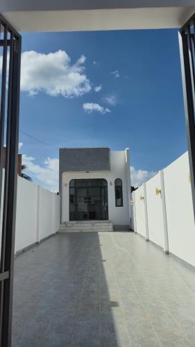 💥BÁN NHÀ MỚI 5x60 Chỉ 2Tỷ350tr HẺM PHAN HUY CHÚ GẦN CHỢ CHI LĂNG, ĐẠI HỌC TÂY NGUYÊN ,BMT - 1