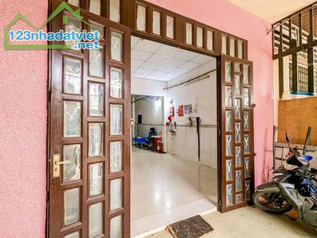 BÁN NHÀ MẶT TIỀN KDC BÌNH ĐIỀN Q.8 – 5X22M – 110M2 – NHỈNH 6 TỶ – LH 0784968131 - 2