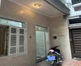 Cho thuê nhà ngõ ba gác phố Đặng Văn Ngữ, Đống Đa 60m x 3 tầng, giá 13tr/tháng