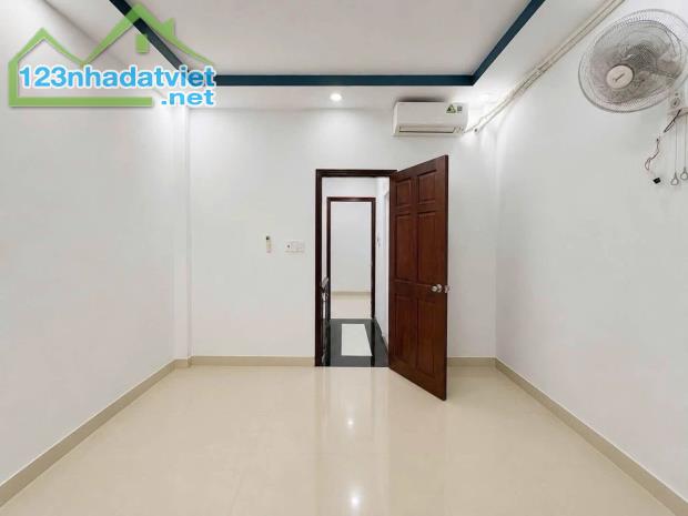 CHÍNH CHỦ CẦN BÁN  4.x TỶ - 4m x10m - SD 80m2 - Thống Nhất -Gò Vấp - 4