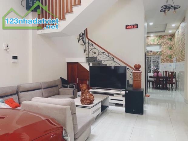 [K2816*] MT Đường  Số 1 Hạnh Thông CityLand Center Hills - 22.x tỷ - 2
