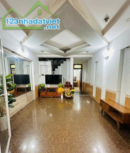 BÁN NHÀ MẶT TIỀN PHẠM VĂN CHIÊU TP.HCM - 60M² - 2 MẶT THOÁNG - KINH DOANH - CHỈ 6.7 TỶ - 1