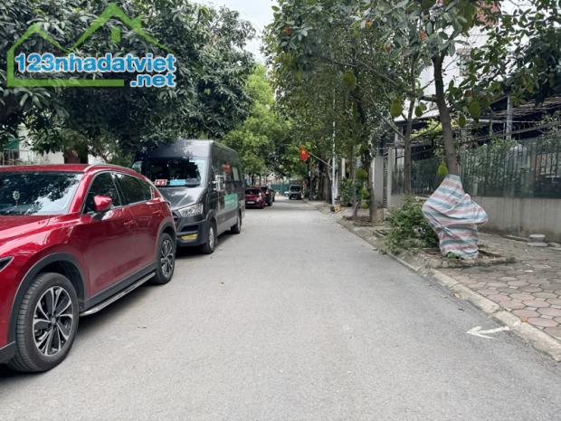Bán Đất TĐC Phúc Lợi 40m2 Nở Hậu Sát Chung Cư Ruby, Bước Vài Bước Ra Hồ Điều Hòa - 3