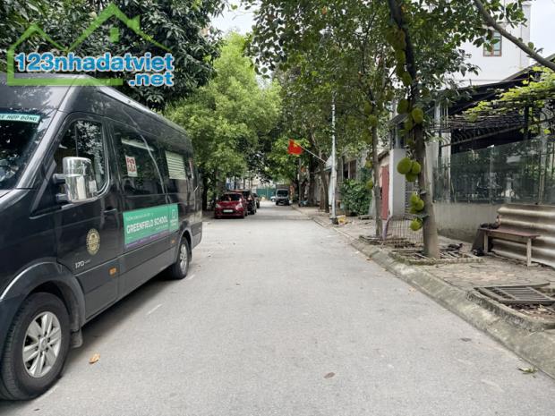Bán Đất TĐC Phúc Lợi 40m2 Nở Hậu Sát Chung Cư Ruby, Bước Vài Bước Ra Hồ Điều Hòa - 4