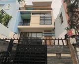 Nhà 4 tầng mặt tiền quận Phú Nhuận, nhà hiếm diện tích lớn, bán gấp