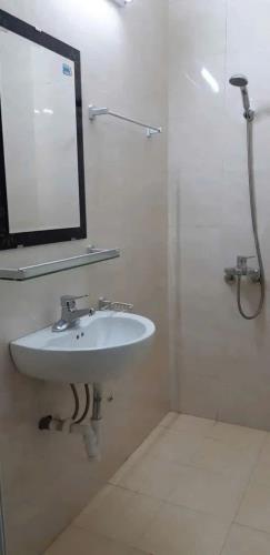 CHO THUÊ NHÀ RIÊNG – NGÕ 33X ĐỊNH CÔNG  50M² × 3 TẦNG  4PN - 2