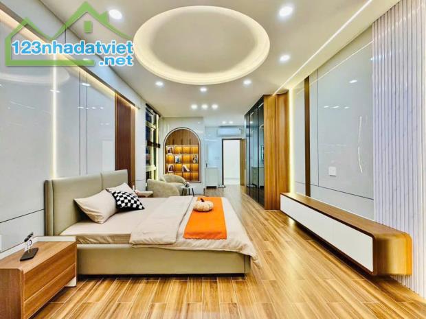 SIÊU PHẨM NHÀ PHỐ GÓC HAI MẶT TIỀN THIẾT KẾ HIỆN ĐẠI - 4