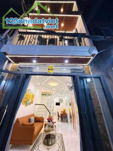 CHÍNH CHỦ CẦN BÁN  3. TỶ - 2 TẦNG - SD 40m2 - BÙI QUANG LÀ - GÒ VẤP - NHÀ MỚI
