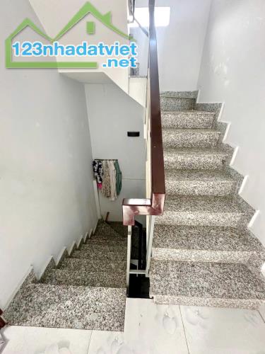 Nhà hẻm 6m xe hơi trước nhà Dạ Nam P2Q8, Giá : 7.8 Tỷ (T/L) - 3