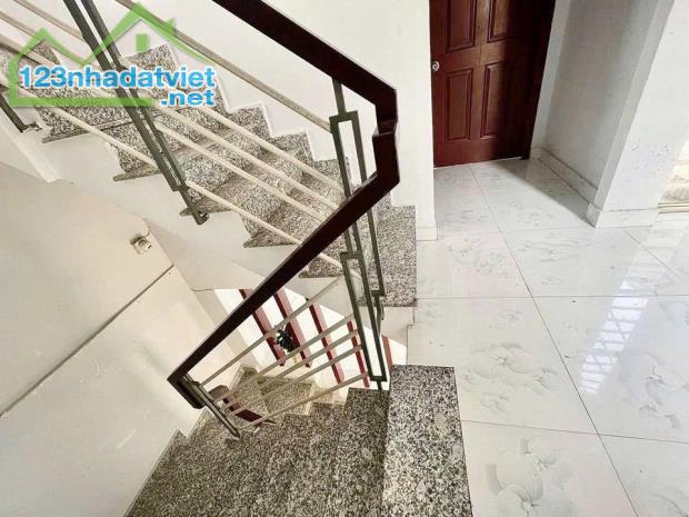 Nhà hẻm 6m xe hơi trước nhà Dạ Nam P2Q8, Giá : 7.8 Tỷ (T/L) - 4