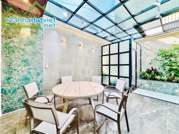 NHÀ PHỐ 6 TẦNG -THANG MÁY-GẦN CV LÀNG HOA-4X17M-HXH THÔNG-PHẠM VĂN CHIÊU-GÒ VẤP -13.9 TỶ - 4