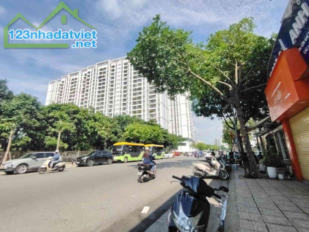 BÁN ĐẤT PHÚC ĐỒNG 80M2- MT 7.5M- MẶT PHỐ KINH DOANH, CẠNH VINHOMES- 2X TỶ - 1