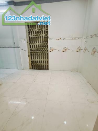 BÁN NHÀ HẺM LÔ GÓC DƯƠNG BÁ TRẠC – DT 54M² – KHÔNG LỘ GIỚI – GIÁ 5.98 TỶ - 2