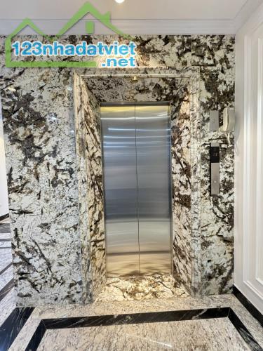 Cho thuê nhà, Chùa Bộc, Phạm Ngọc Thạch, THANG MÁY, 316m2x 4T -65 tr - 2