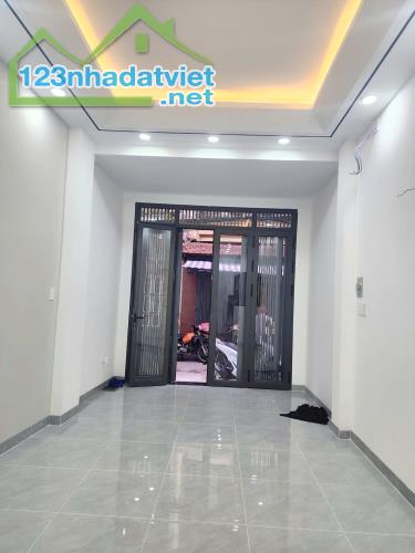 Nhà mới 2 lầu+ST hẻm xe Ford Dạ Nam P.Chánh Hưng P2Q8 - 1