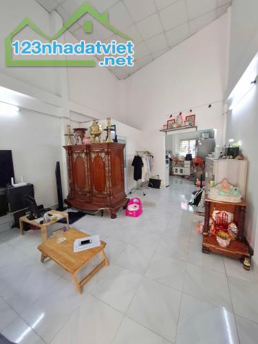 Nhà Đẹp Tám Danh P4 Q8 – 7,7x12 – 3PN – Nhỉnh 5 Tỷ TL - 2