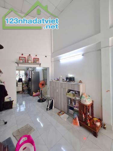 Nhà Đẹp Tám Danh P4 Q8 – 7,7x12 – 3PN – Nhỉnh 5 Tỷ TL - 3