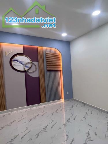[H2832*] Nhà mới ở sát Vincom Quang Trung Gò Vấp - Giá 5.x tỷ - 2