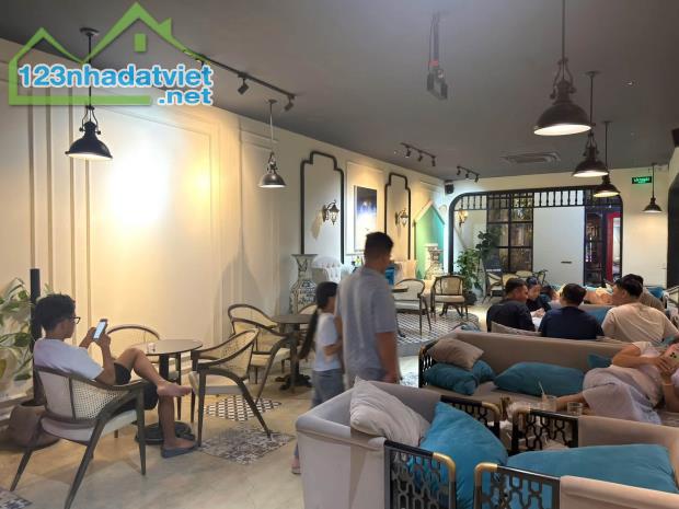 cần sang gấp mặt bằng vị trí siêu đẹp - 4