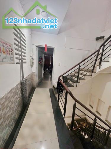 K2851  M.Tiền K.Doanh cạnh CHỢ HẠNH THÔNG TÂY, 12.x tỷ - 2
