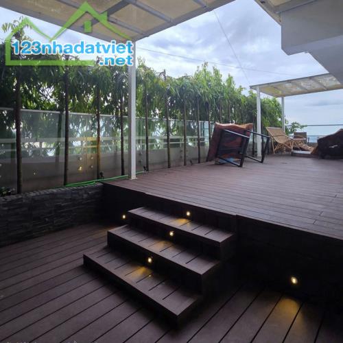 Cho thuê căn hộ sân vườn góc view song 368m² - 1