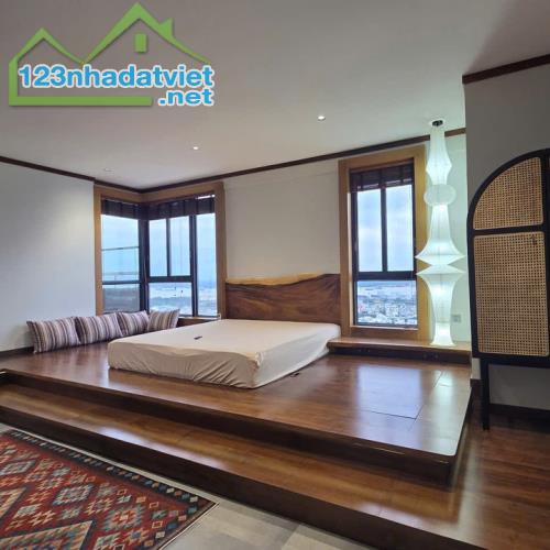 Cho thuê căn hộ sân vườn góc view song 368m² - 4