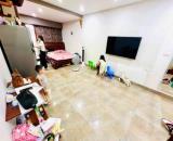Bán căn hộ Tập thể Trần Quý Cáp, ô tô đỗ cầu thang, 70m2, giá 3.6 tỷ