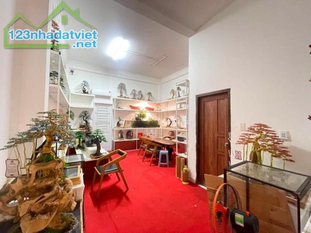 ♥ Mặt tiền Đường 2/9 gần Quảng Trường, 125m2, 4 tầng cực xịn KD Văn Phòng