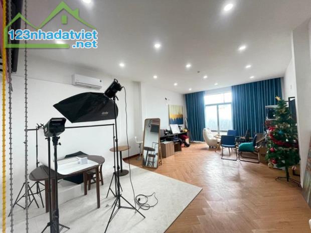 ♥ Mặt tiền Đường 2/9 gần Quảng Trường, 125m2, 4 tầng cực xịn KD Văn Phòng - 2