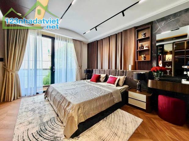 Bán Siêu Phẩm Nhà Phố Thiết Kế Tuyệt Đẹp Có Thang Máy Đường Lê Văn Thọ, Quận Gò vấp - 4
