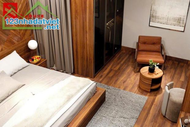 Bán nhà phố trạm 4 tầng long lanh dân xây 15M ô tô tránh long biên - 3