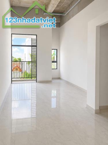 Căn hộ dịch vụ AS2-xx sử dụng tới 72m2 Prosper Phố Đông, Tô Ngọc Vân khai thác luôn - 1