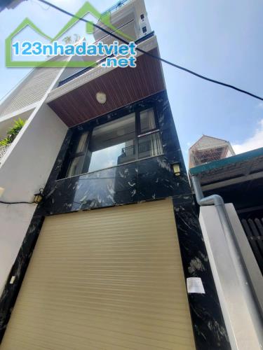 Bán nhà Phố Trạm,Long Biên 7 tầng,50m,mt4m gần phố nhỉnh 11 tỷ