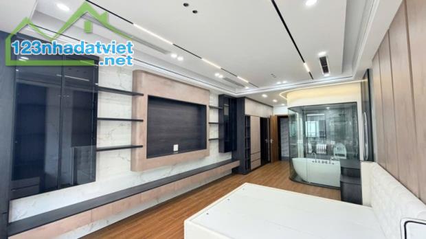 Bán nhà Phố Trạm,Long Biên 7 tầng,50m,mt4m gần phố nhỉnh 11 tỷ - 3