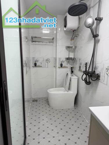 Bạch Mai- Hồng Mai diện tích 52mx3t,Mt 8m.Giá  8.9 tỷ