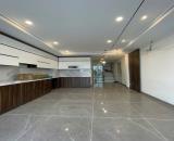 Bán Đất tặng nhà 52m2 3 tâng Ngô Gia Tự Long Biên nhỉnh 5 tỷ
