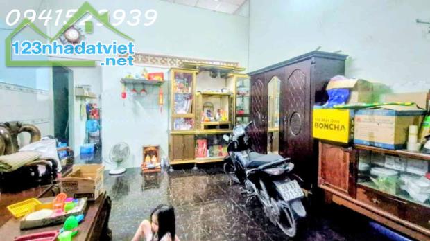 MẶT TIỀN LÊ THỊ HOA -DIỆN TÍCH 139,7M2 -GIÁ 9TY - 1