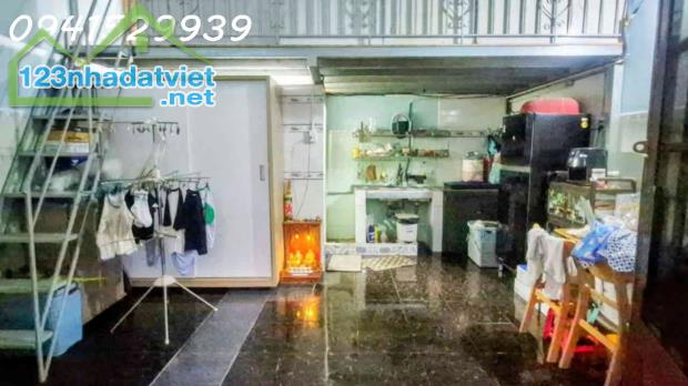 MẶT TIỀN LÊ THỊ HOA -DIỆN TÍCH 139,7M2 -GIÁ 9TY - 2