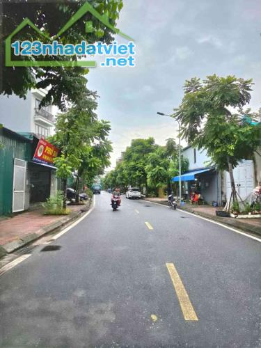Bán đất Bát Khối 7 tỷ 61m ô tô thông thoáng,Long Biên - 1