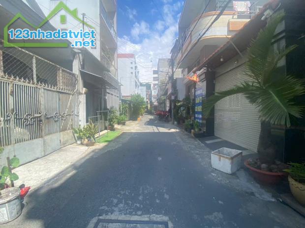 Nhà ngay chung cư quân đội Phường Trung Mỹ Tây Quận 12. Diện tích 5,6m x 11,5m - 1